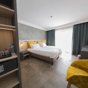 Ivy - Adults Only San Giuliano