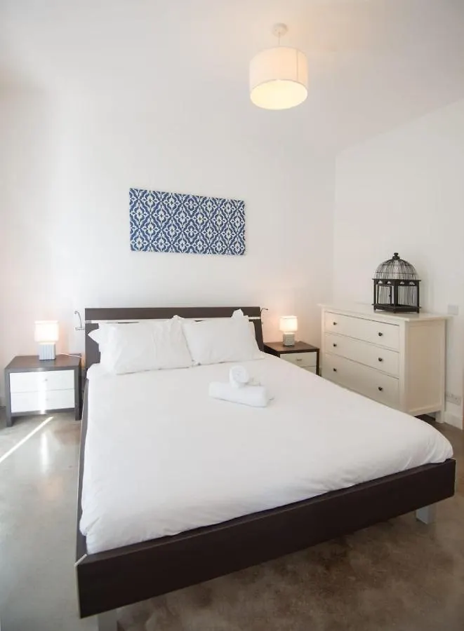 Apartment Metrostays Penthouse Spinola St Julian Saint Julian's
